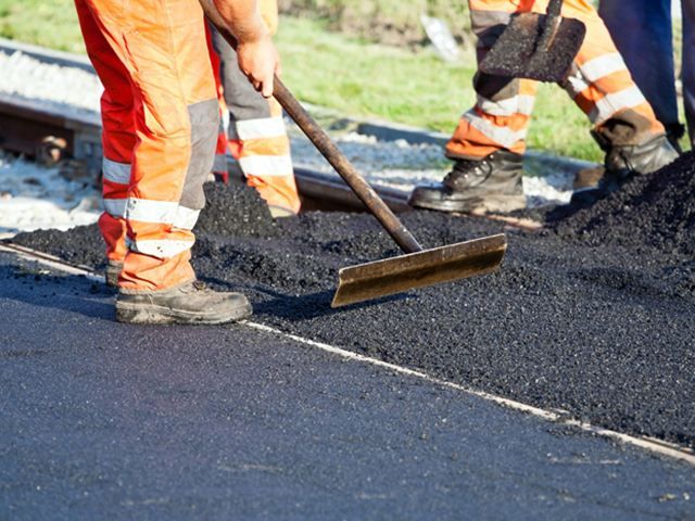 Наступного року дороги в Україні будувати не будуть, — Віце-прем’єр