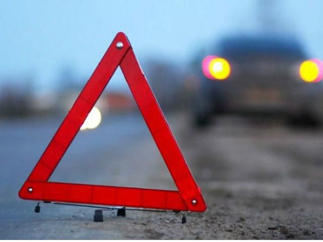 Під Запоріжжям легковик врізався у мікроавтобус: 3 людини загинули, більше 20 постраждали Під Запоріжжям легковик врізався у мікроавтобус: 3 людини загинули, більше 20 постраждали