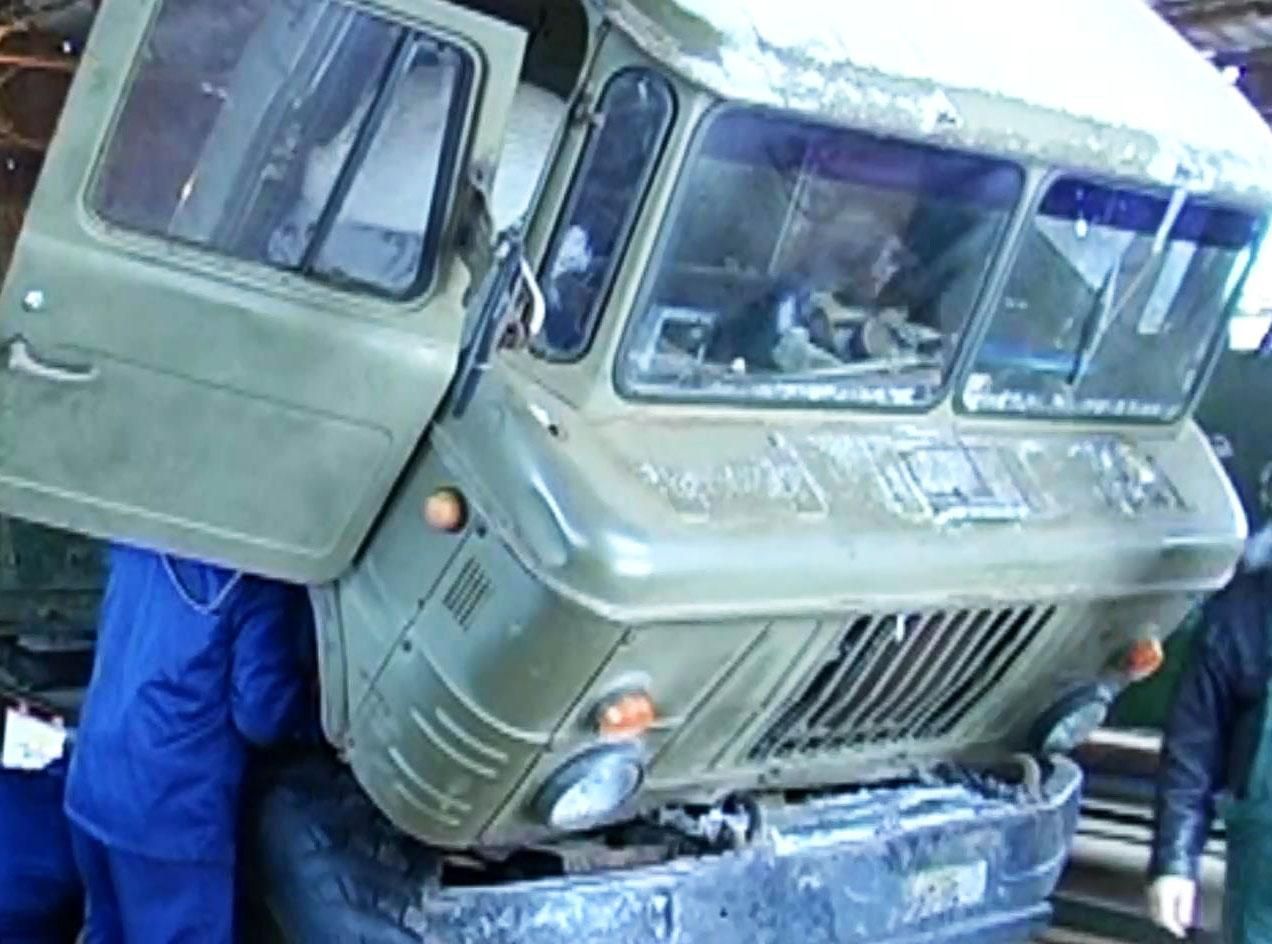 Ученики Цюрупинского лицея восстанавливают технику для нужд АТО Ученики Цюрупинского лицея восстанавливают технику для нужд АТО