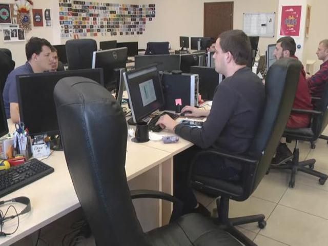 Бізнес в інтернеті стає дедалі популярнішим Бізнес в інтернеті стає дедалі популярнішим