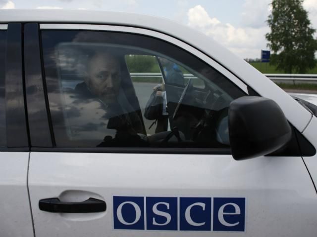 Из зоны АТО пока не отвели тяжелое вооружение, — ОБСЕ Из зоны АТО пока не отвели тяжелое вооружение, — ОБСЕ