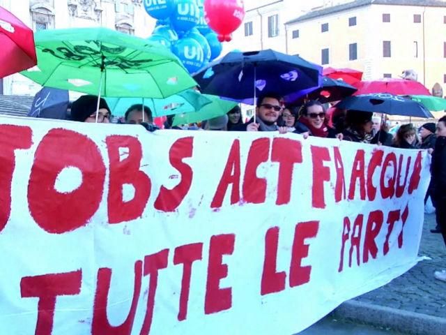 Італію охопили масові протести Італію охопили масові протести