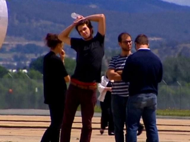 В Австралии пассажиры самолета 8 часов прождали на аэродроме В Австралии пассажиры самолета 8 часов прождали на аэродроме