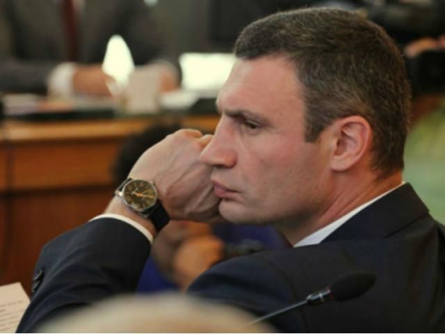 Кличко каже, що вимушений підняти ціни на проїзд Кличко каже, що вимушений підняти ціни на проїзд