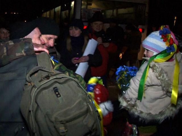 Как Львов встречал своих героев-десантников Как Львов встречал своих героев-десантников