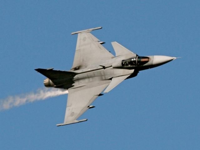 У Фінляндії змінюють маршрути літаків, бо бояться російських винищувачів У Фінляндії змінюють маршрути літаків, бо бояться російських винищувачів