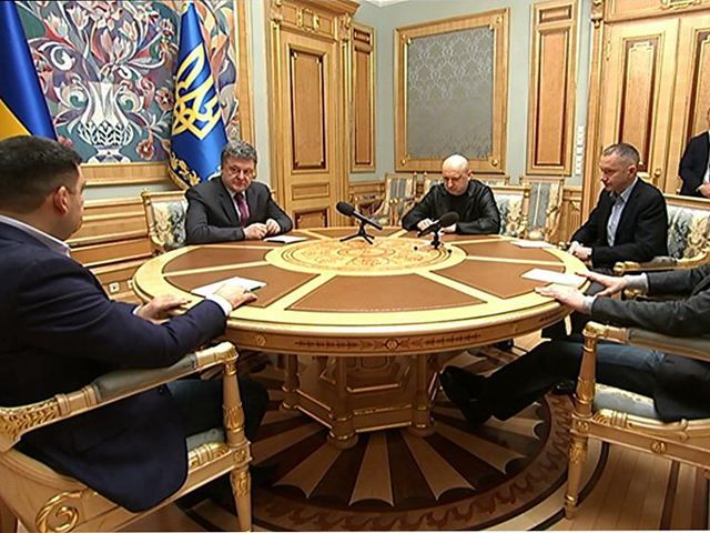 Наступний тиждень буде вирішальним, — Порошенко Наступний тиждень буде вирішальним, — Порошенко