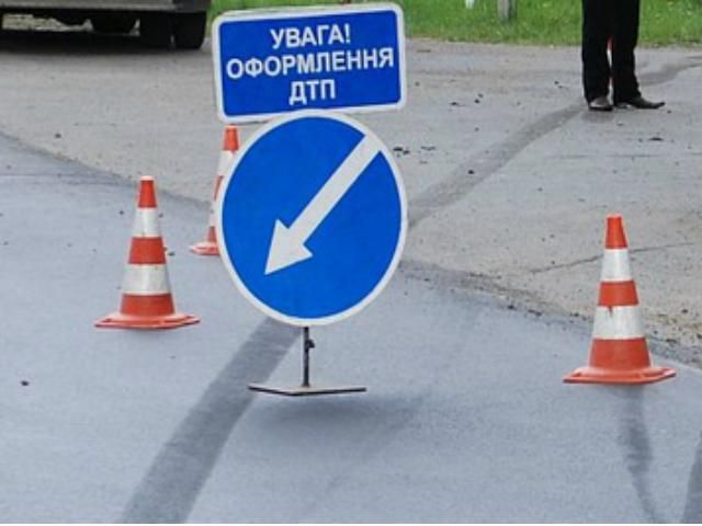 В Полтавской области перевернулся автобус: 8 человек получили травмы В Полтавской области перевернулся автобус: 8 человек получили травмы