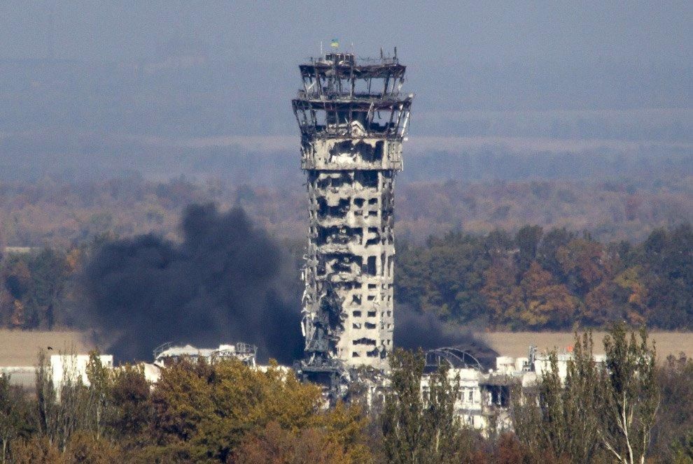 В МИД предлагают дипломатам, уставшим от Украины, съездить в аэропорт Донецка