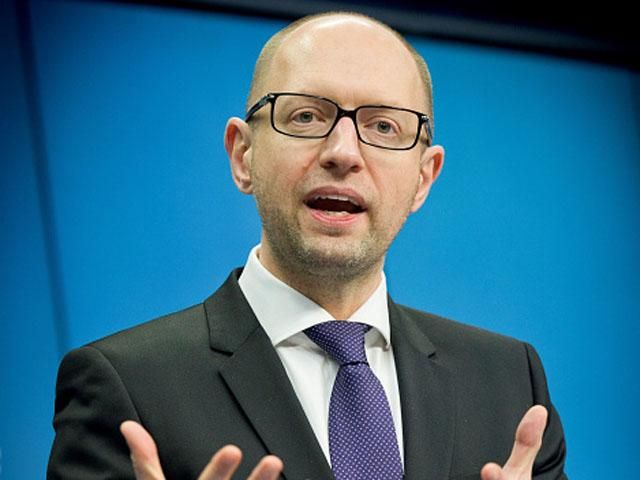 Україна витрачає на армію 95 млн щодня, — прем’єр Україна витрачає на армію 95 млн щодня, — прем’єр