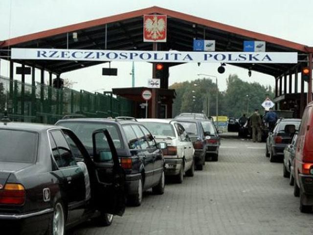 Вже з травня українці мають шанс їздити в ЄС без віз Вже з травня українці мають шанс їздити в ЄС без віз