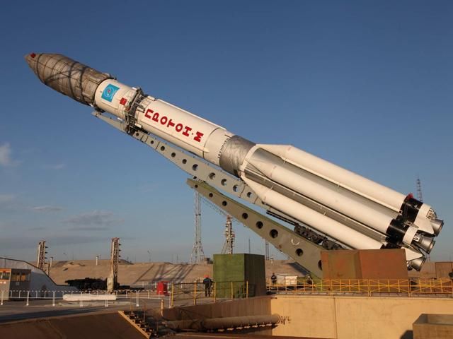 Российская ракета со спутником упала за пределами Казахстана