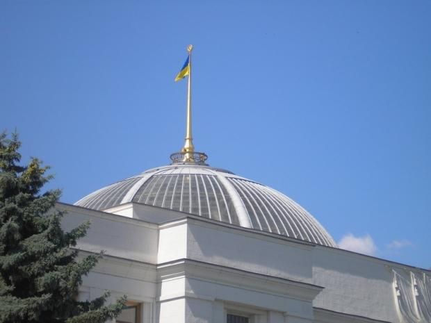 Профільний комітет радитиме парламенту вивести Україну з СНД