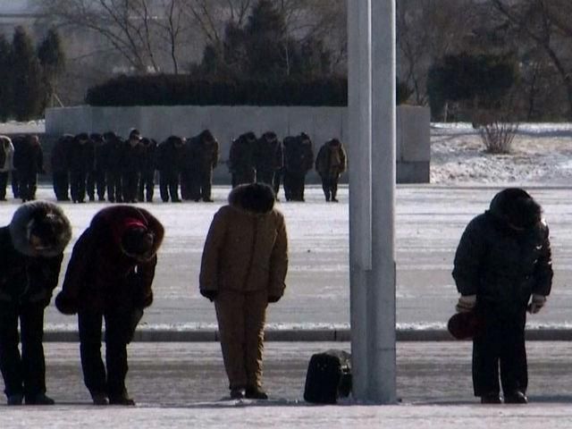 Північна Корея в жалобі. Там відзначають річницю смерті Кім Чен Іра Північна Корея в жалобі. Там відзначають річницю смерті Кім Чен Іра