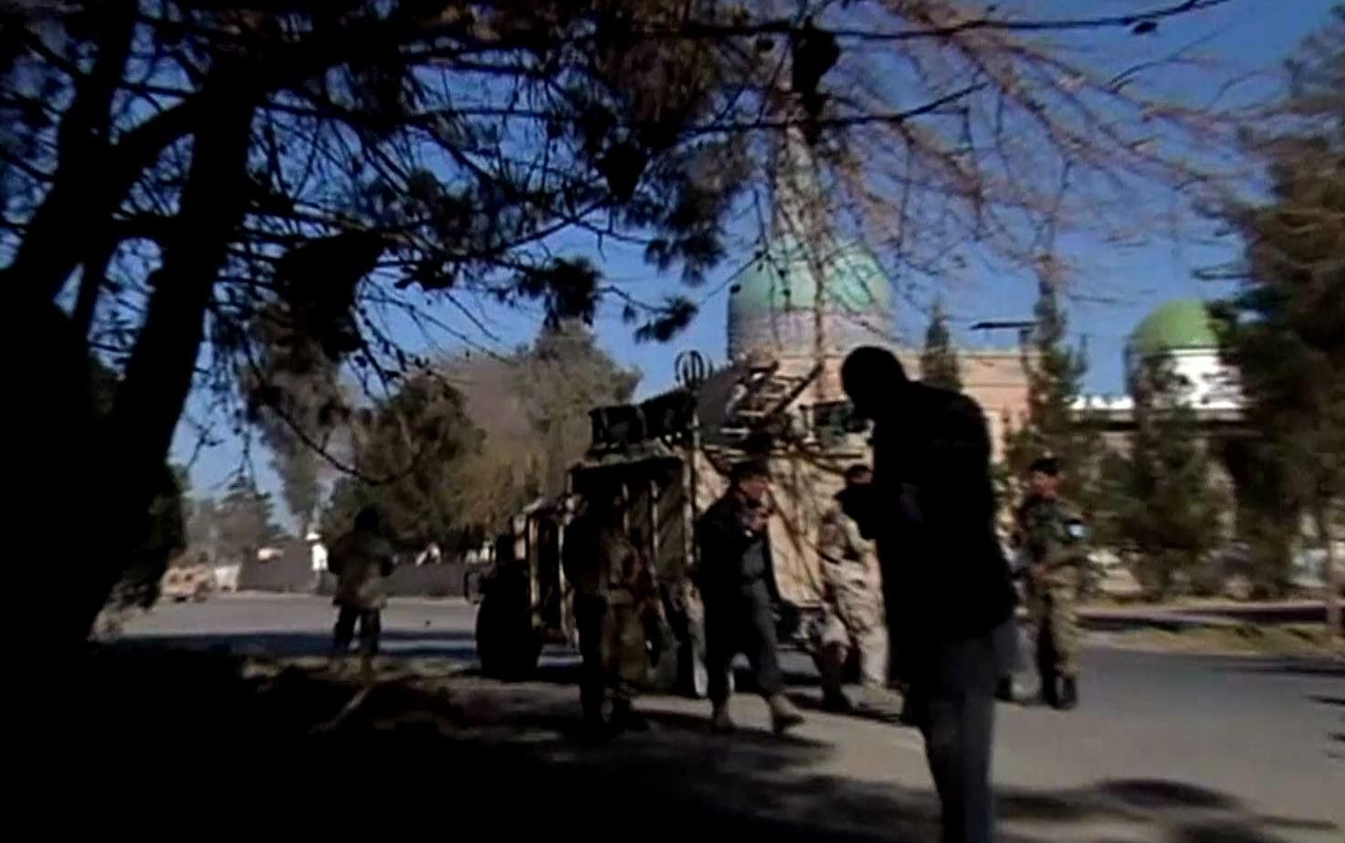 Из-за атаки талибов на банк погибли 10 человек