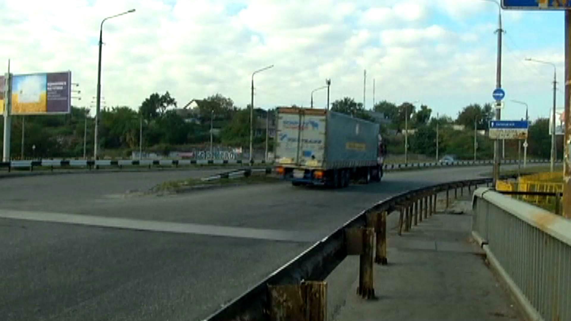 Рада хоче заборонити сумнівну гуманітарку Ахмєтова Рада хоче заборонити сумнівну гуманітарку Ахмєтова