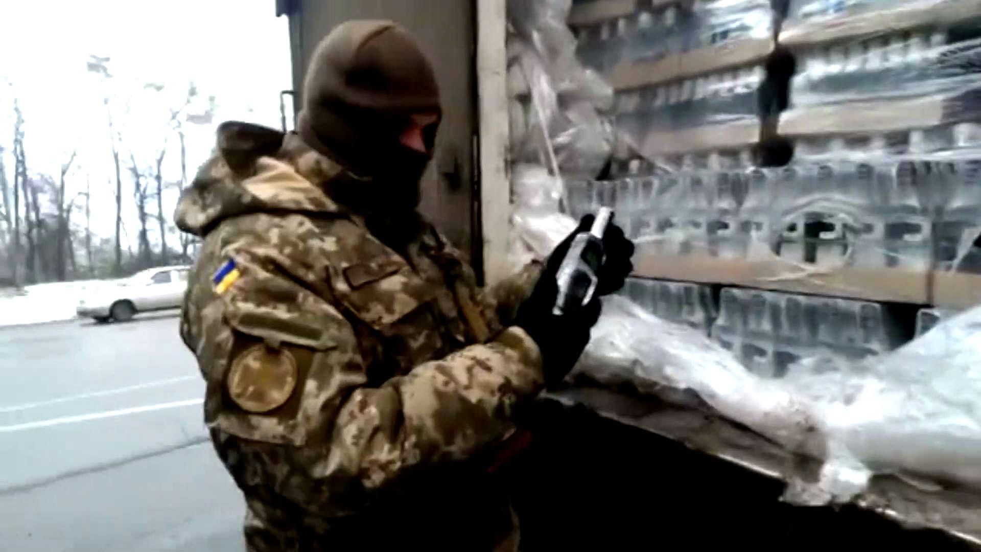 Терористи експортують до України "палену" горілку