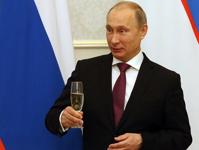 Путин не считает экономическое положение России платой за Крым