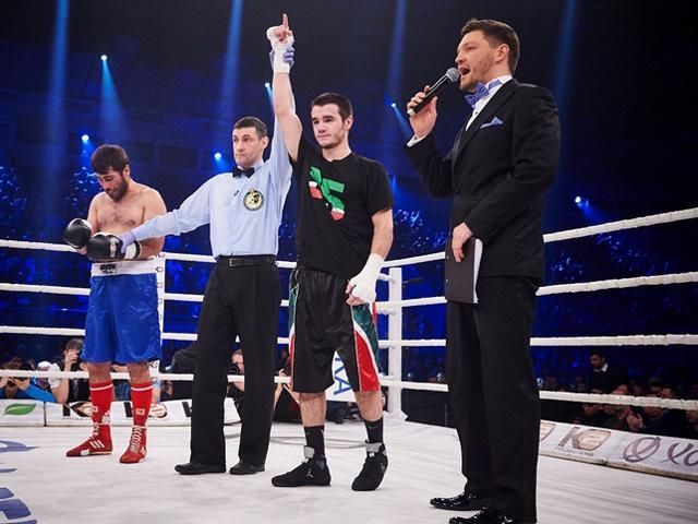 Чеченський боксер після бою вигукнув "Слава Україні!"