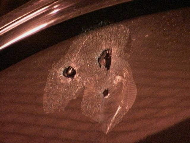 Стали відомі деталі вбивства міліціонерів у Києві і опубліковано фото підозрюваного Стали відомі деталі вбивства міліціонерів у Києві і опубліковано фото підозрюваного