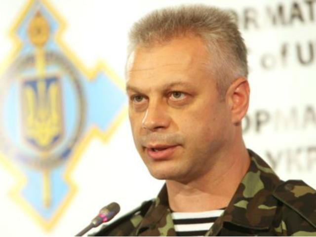 Тільки за дві доби близько 12 тисяч людей залишили зону АТО Тільки за дві доби близько 12 тисяч людей залишили зону АТО