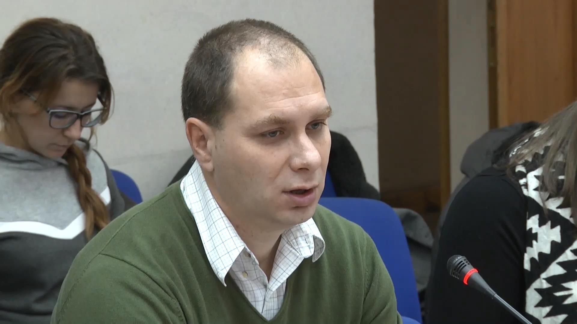 Центр Разумкова: Есть ли война между Украиной и Россией? Центр Разумкова: Есть ли война между Украиной и Россией?