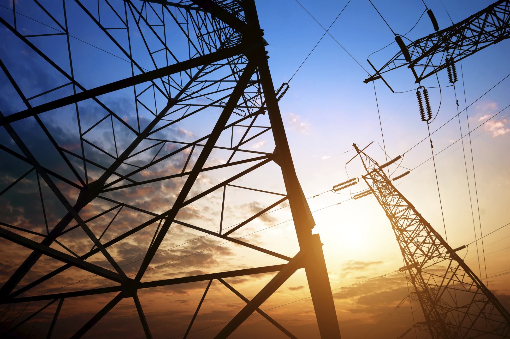 Яценюк призвал отключать электроэнергию по всей Украине равномерно