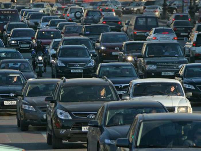 На Керченской переправе снова "застряли" полтысячи машин На Керченской переправе снова "застряли" полтысячи машин