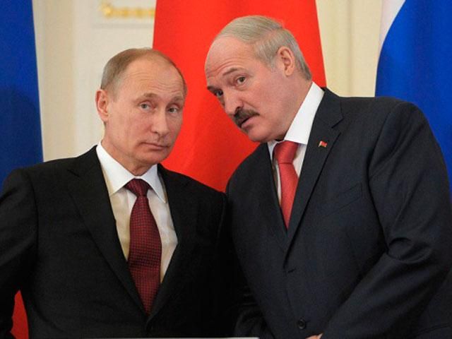 Лукашенко назвав політику Путіна дурною (Відео)