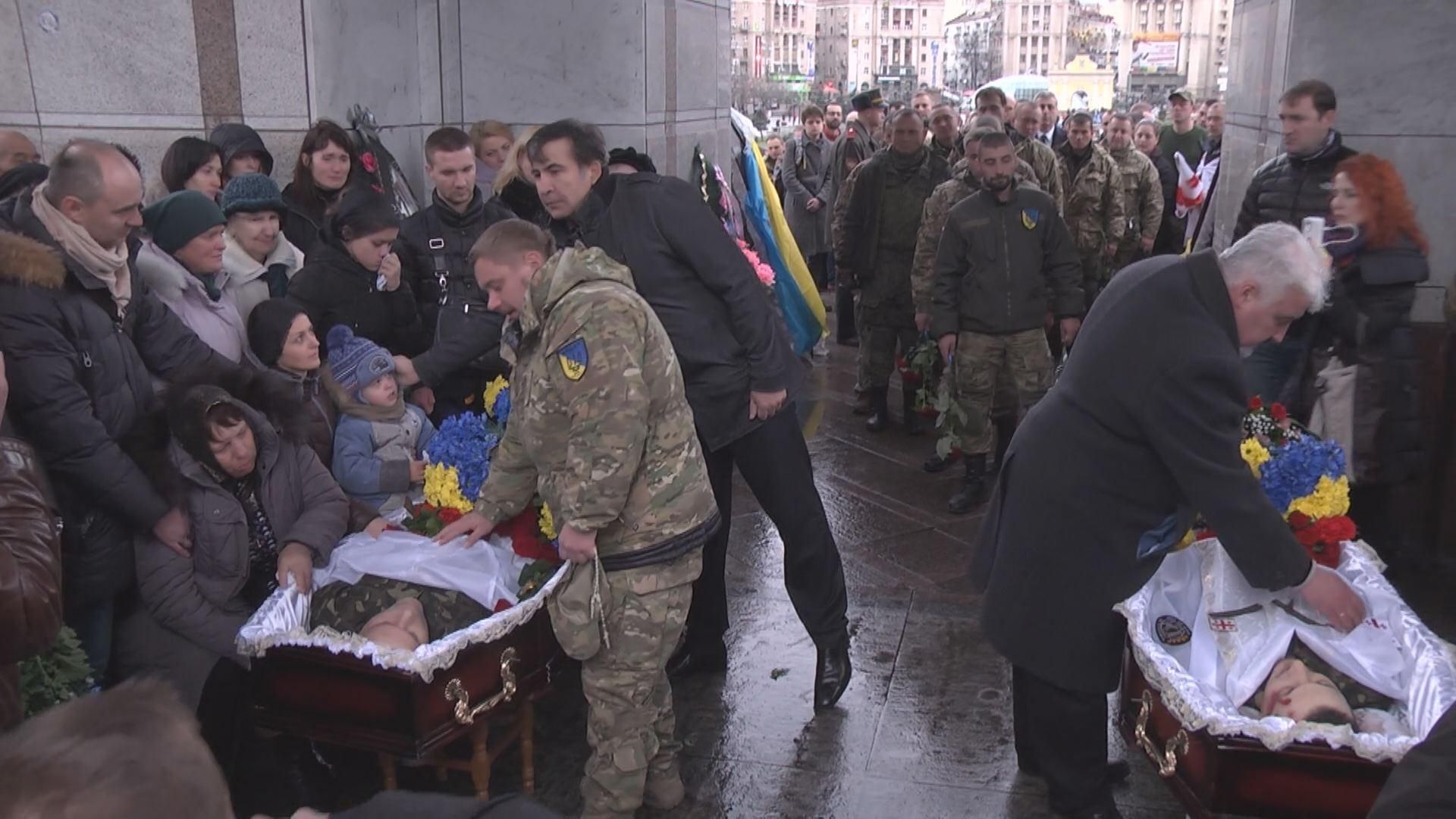 В Киеве попрощались с героями батальона "Айдар" В Киеве попрощались с героями батальона "Айдар"