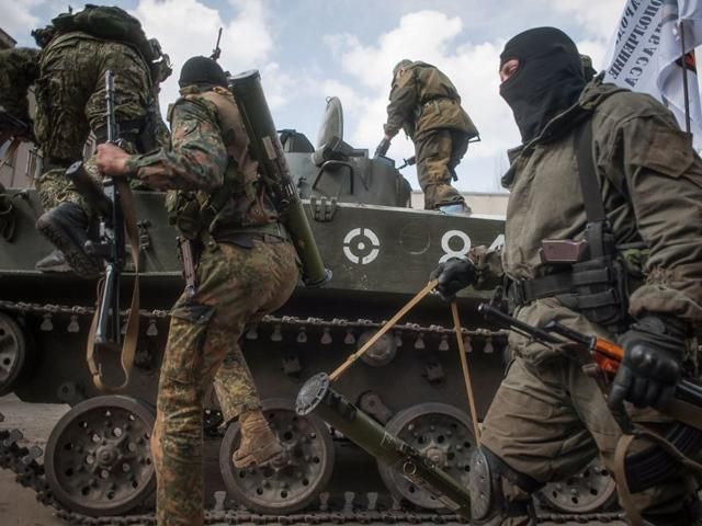 Местные боевики меняют российских наемников на передовой, — Тымчук