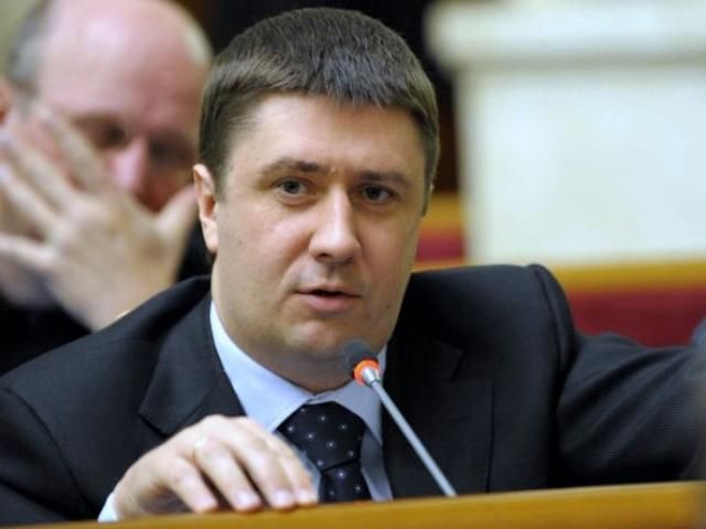Кабмин внесет бюджетный пакет в Раду до конца понедельника, — Кириленко
