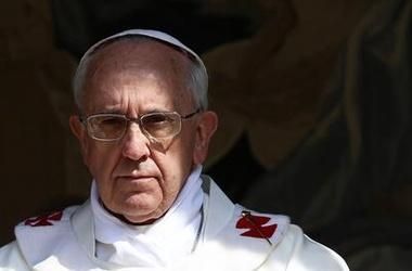 Папа Римский обвинил администрацию Ватикана в жадности и интригах