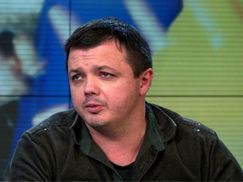 Бойцам не хватает военных психологов, — Семенченко
