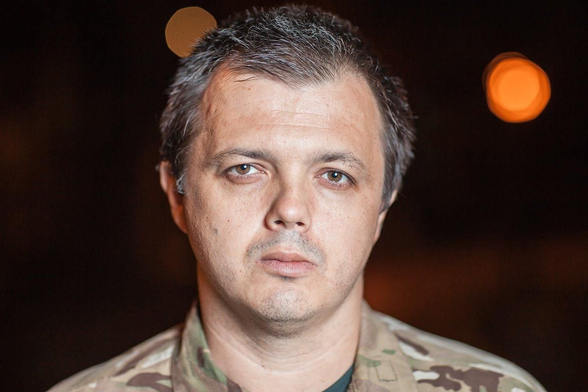 Семенченко призвал военных следить за своим поведением