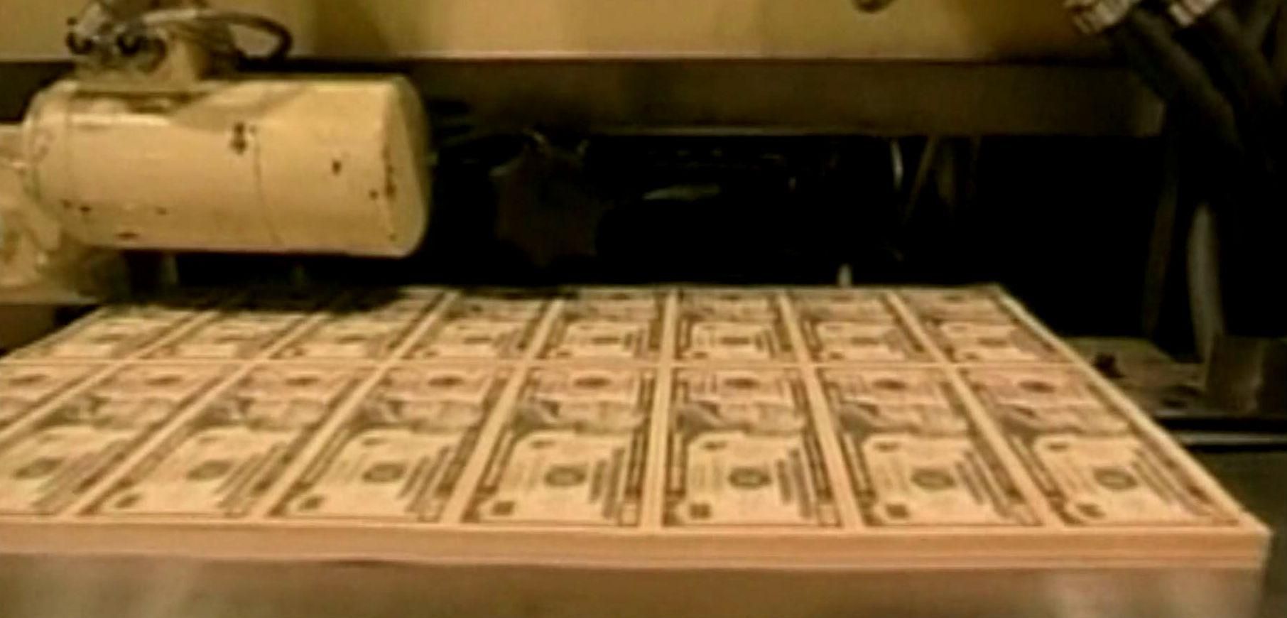 Мировые аналитики ожидают падения ВВП Украины Мировые аналитики ожидают падения ВВП Украины