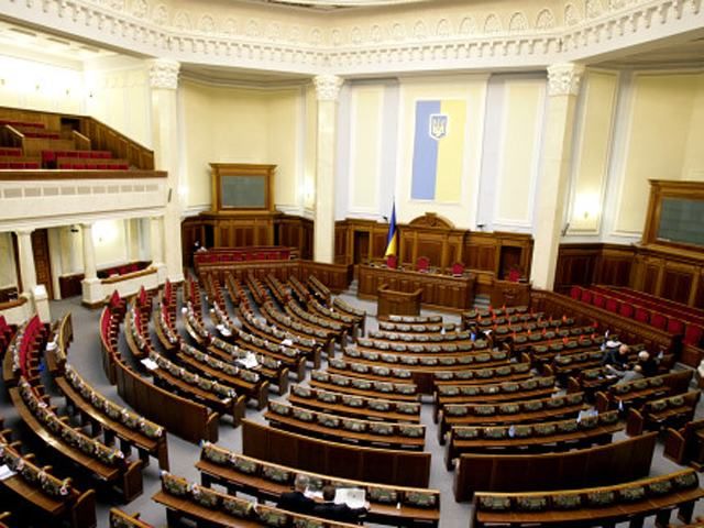 Рада не смогла принять закон о расширении полномочий СНБО