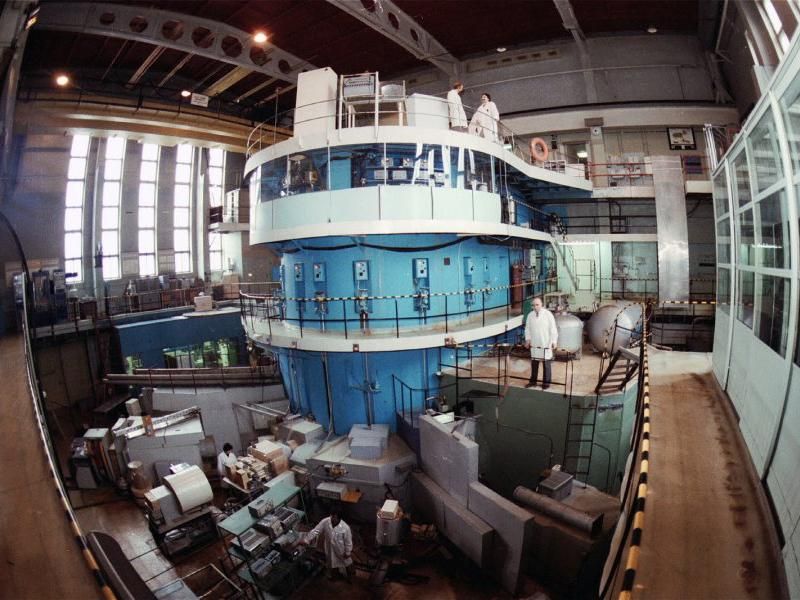 В Латвии произошла утечка радиоактивной воды из реактора В Латвии произошла утечка радиоактивной воды из реактора