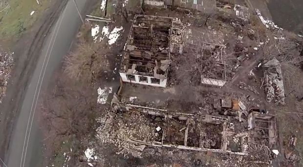 В сети появилось видео разрушенного до основания поселка Степановка (Видео)