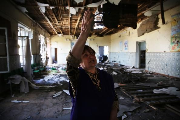 Правительство предлагает выделить 300 миллионов на восстановление Донбасса Правительство предлагает выделить 300 миллионов на восстановление Донбасса