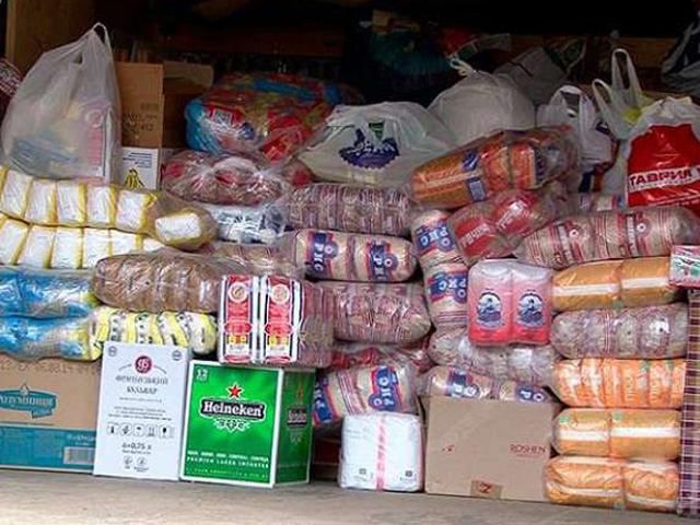 Украина отправит новогоднюю помощь на Донбасс Украина отправит новогоднюю помощь на Донбасс