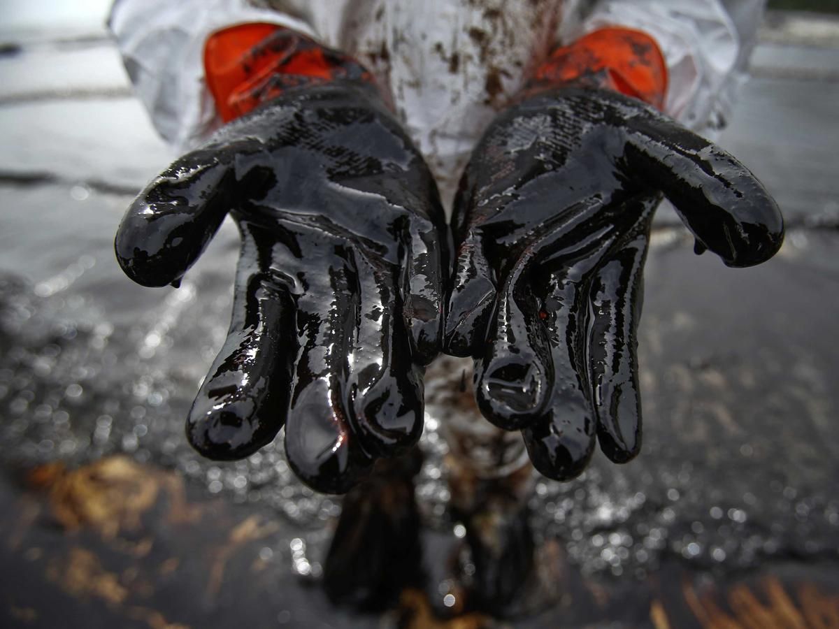Ціна на нафту Brent впала нижче $60