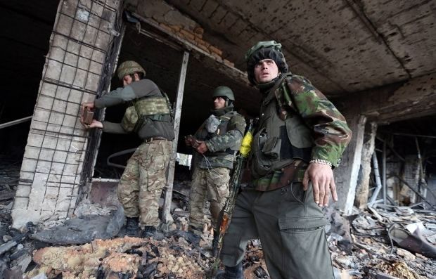 Терористи вкотре обстріляли донецький аеропорт і ряд населених пунктів Донбасу