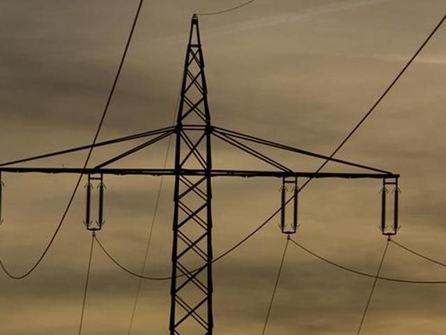 У Росії кажуть, що в Криму без світла сидять 740 тис людей У Росії кажуть, що в Криму без світла сидять 740 тис людей