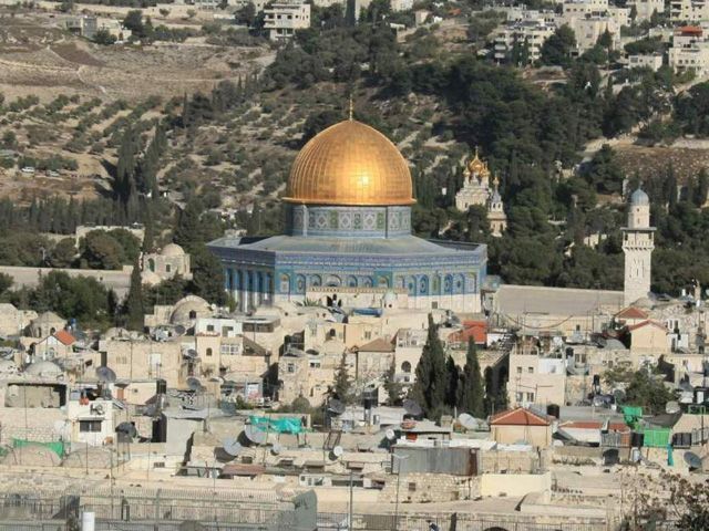 Христиане съезжаются в Вифлеем Христиане съезжаются в Вифлеем