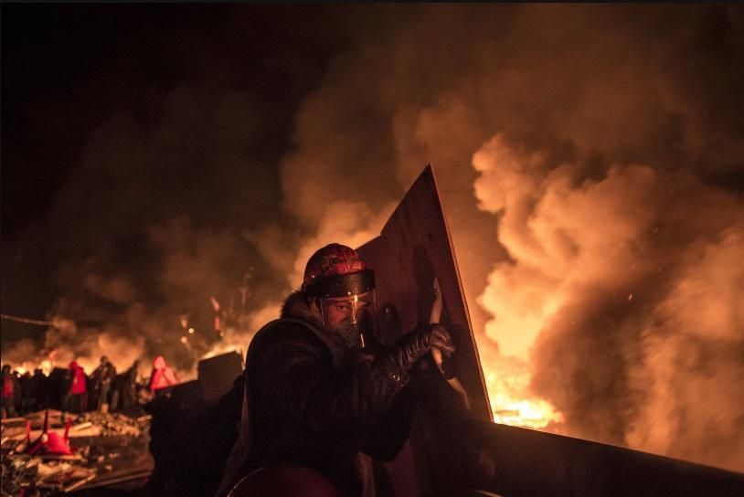 Революція, війна та жертви:  The New York Times опублікував фото з України та світу за 2014 рік