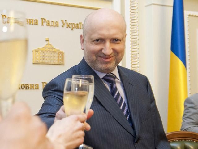 "Кровавый пастор" нарушает закон (Фото) "Кровавый пастор" нарушает закон (Фото)