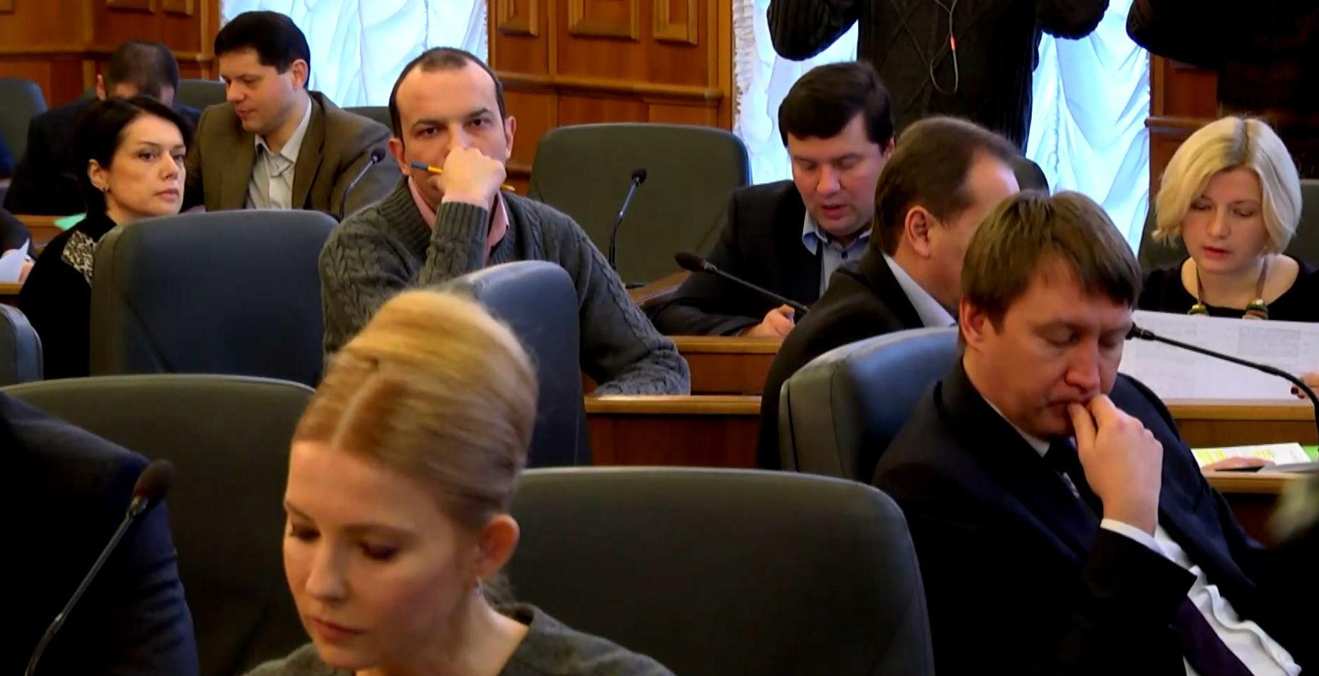 Тиждень в цитатах. Яценюк аргументував знеструмлення Криму, Лещенко обурювався ситуацією з РНБО Тиждень в цитатах. Яценюк аргументував знеструмлення Криму, Лещенко обурювався ситуацією з РНБО