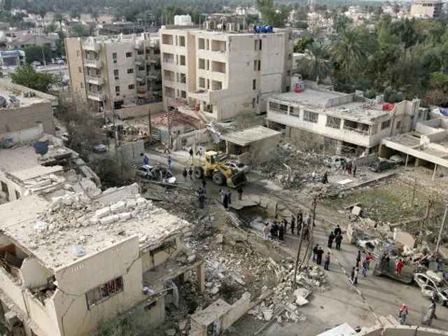 В іракському реаліті-шоу терористи зустрічаються з сім'ями своїх жертв В іракському реаліті-шоу терористи зустрічаються з сім'ями своїх жертв