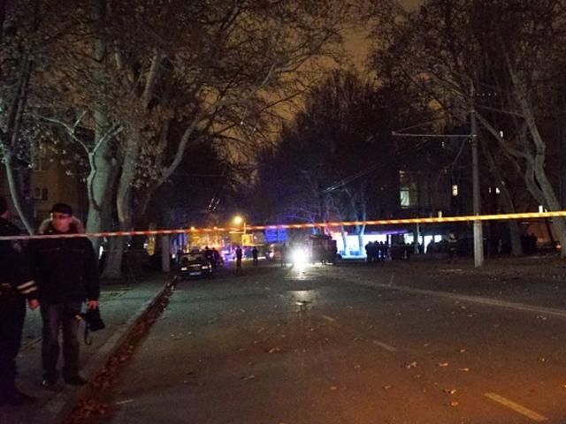 Ночью в Одессе прогремел мощный взрыв, погиб человек (Фото. Видео) Ночью в Одессе прогремел мощный взрыв, погиб человек (Фото. Видео)